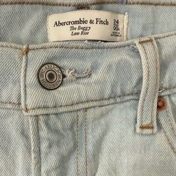 🤍🩵Abercrombie & Fitch Low Rise Baggy Jean🩵🤍 - Picture 10 of 11